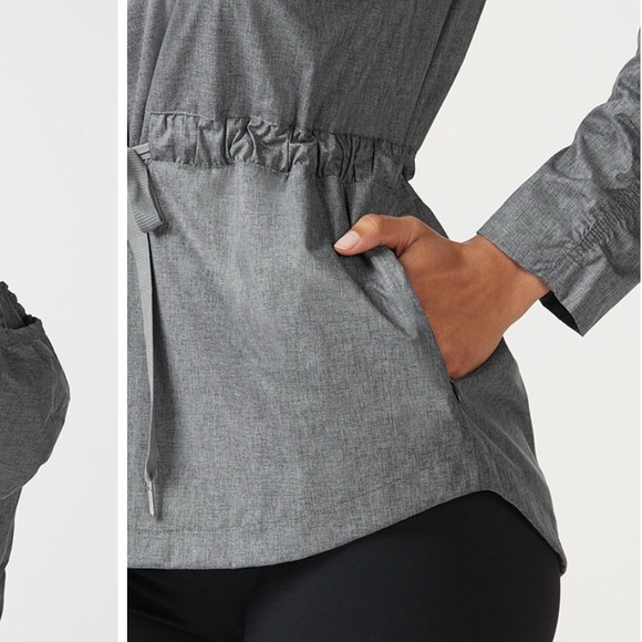 SOLD OUT ONLINE Fabletics DANIELLE: made to be seen (reflective) - Picture 11 of 12